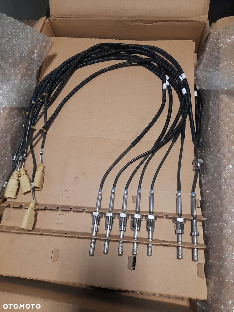 Volkswagen OE 8K0973802C czujnik temperatury spalin