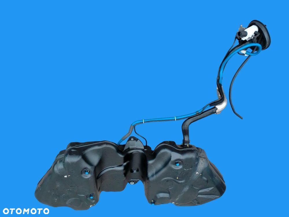 MERCEDES C300d W206 DIESEL 2064705502 ZBIORNIK PALIWA POMPA A2064704701 - 7