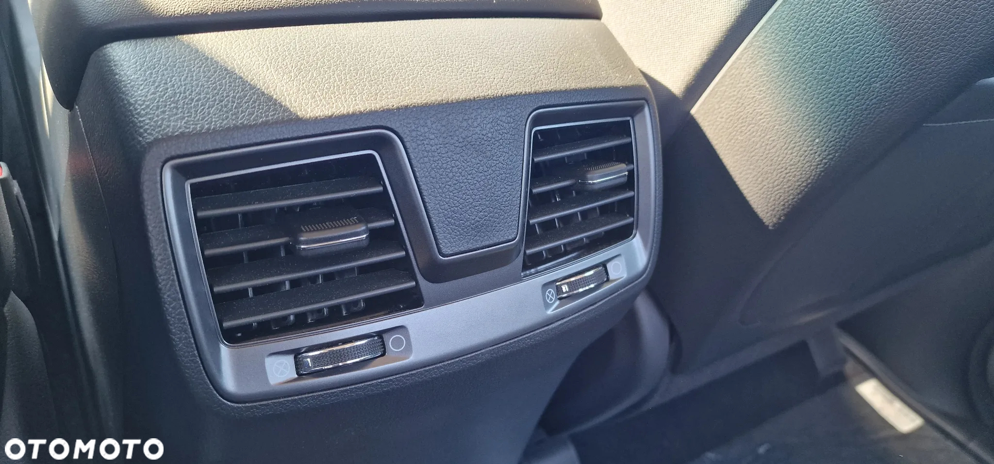 SsangYong/KGM Musso Grand 2.2 e-XDi Crystal 4WD - 12