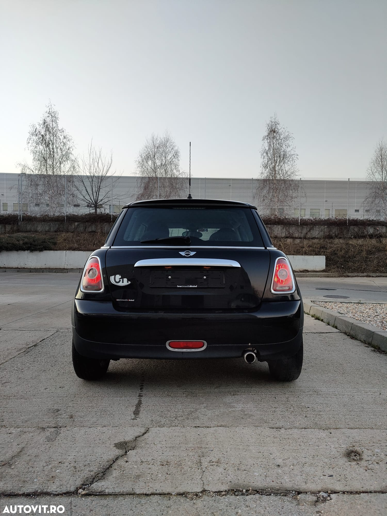 Mini Cooper One - 3