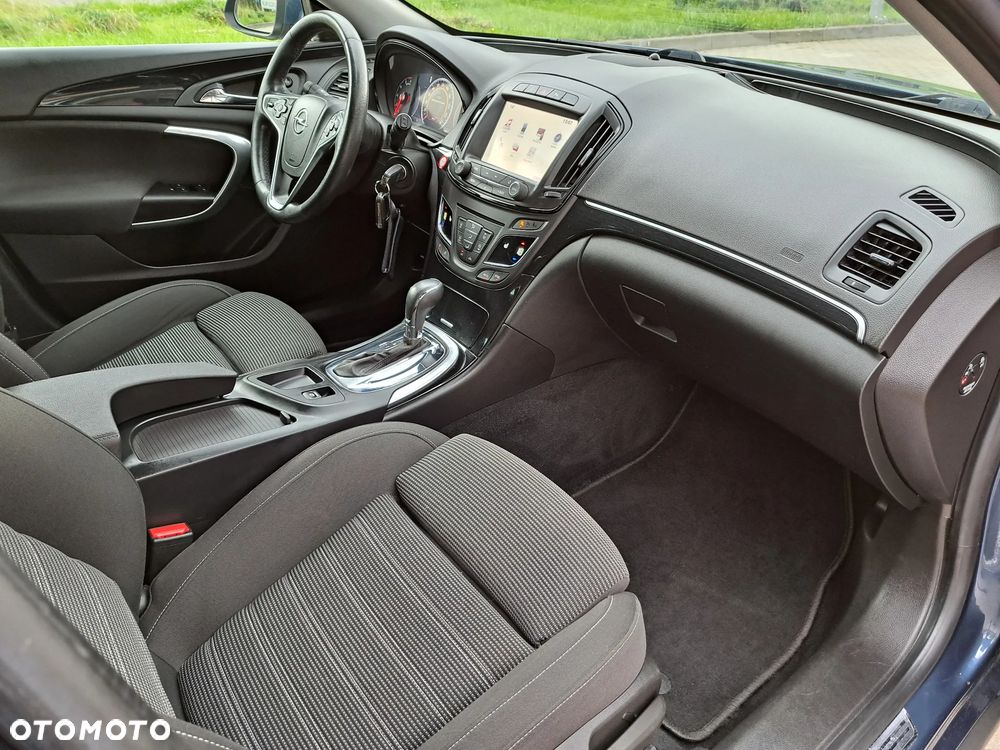 Opel Insignia - 16