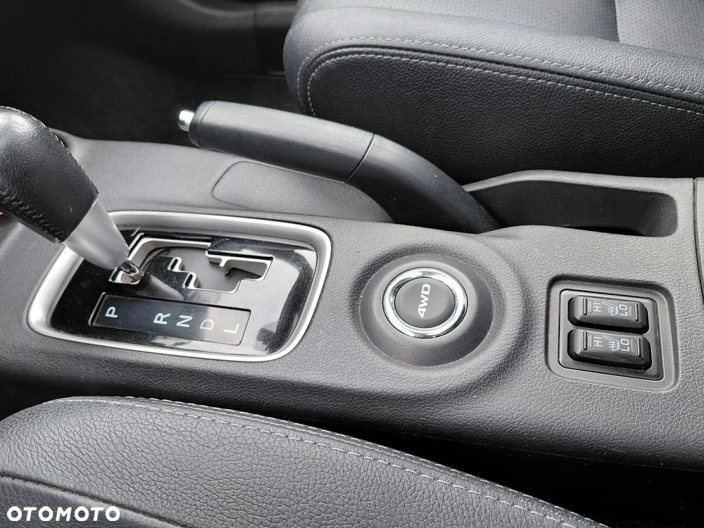 Mitsubishi Outlander 2.0 Instyle SDA 4WD CVT - 18