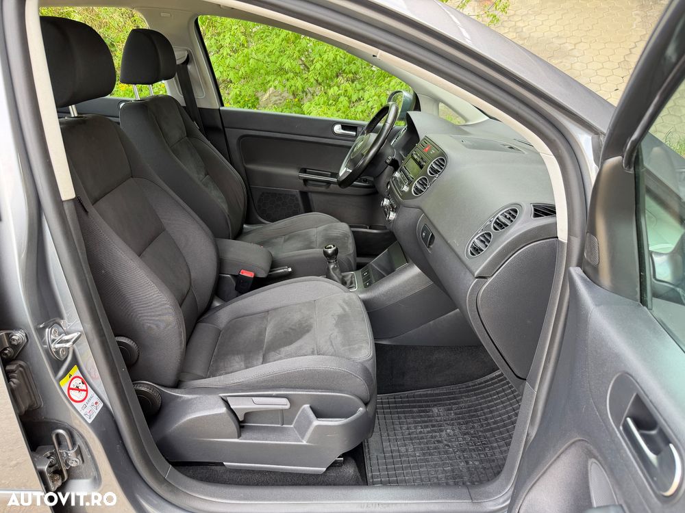 Volkswagen Golf Plus - 9