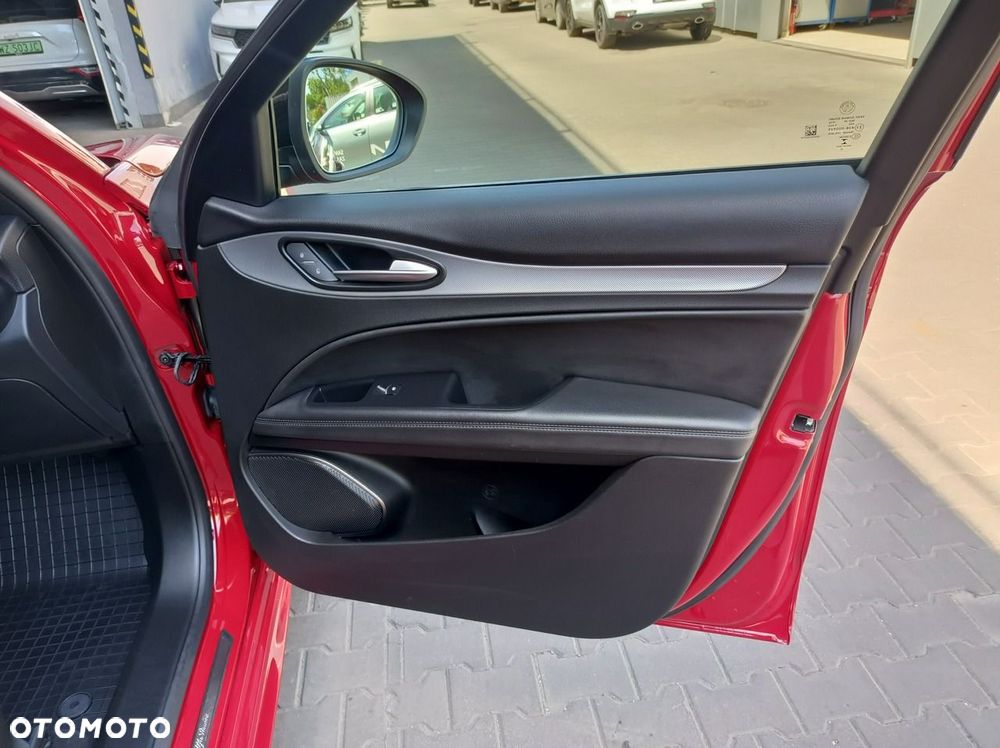 Alfa Romeo Stelvio - 37