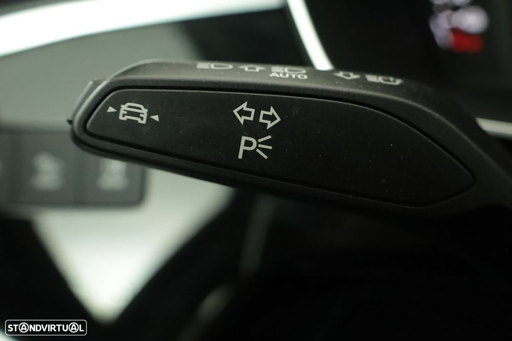 Audi Q3 Sportback 45 TFSIe S line S tronic - 17