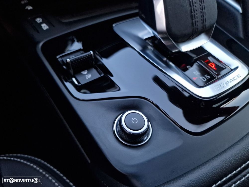 Jaguar E-Pace 1.5 P300e R-Dynamic S AWD Aut. - 33