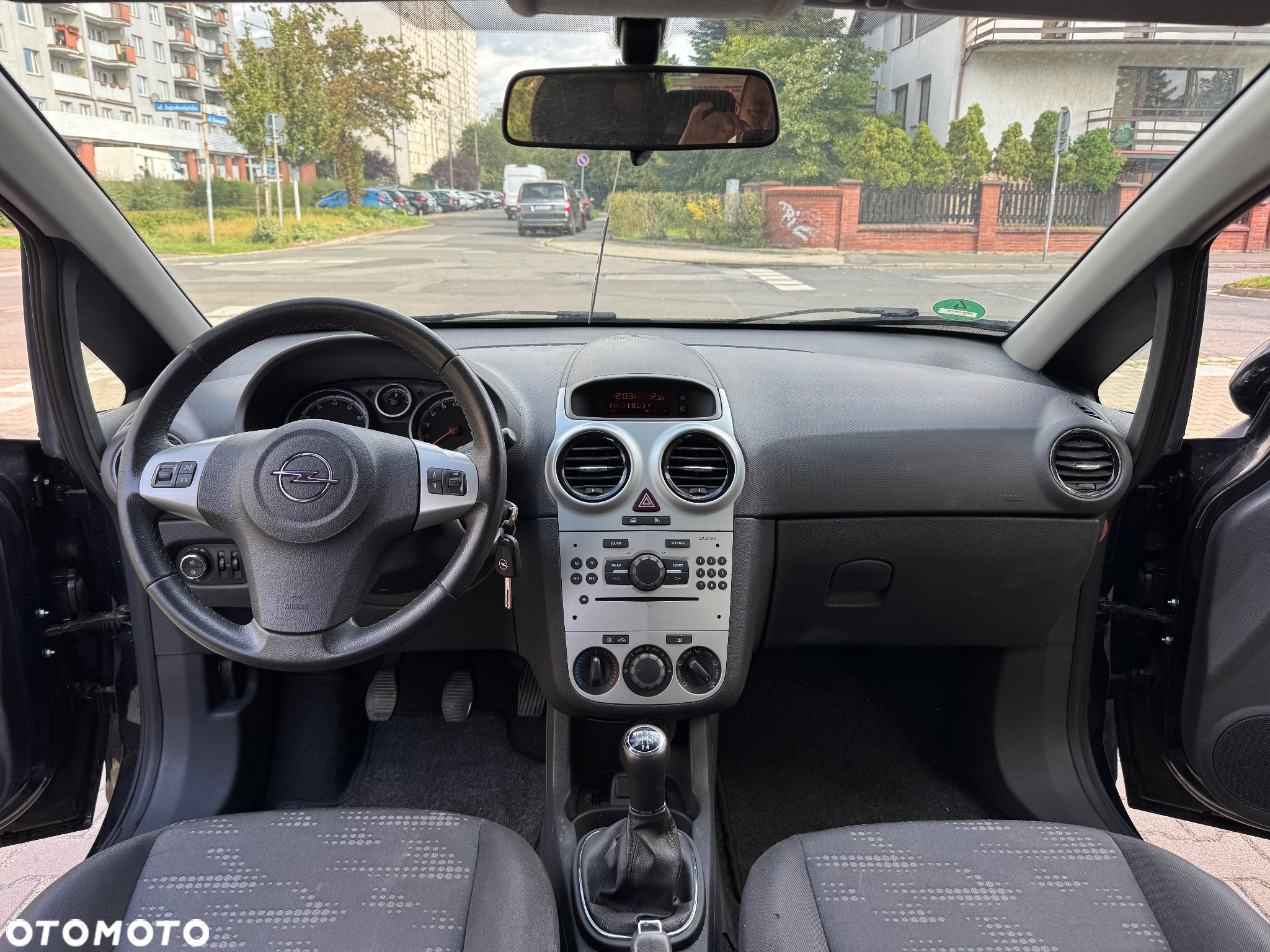 Opel Corsa 1.4 16V Satellite - 6