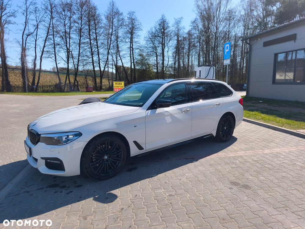 BMW Seria 5 520d xDrive M Sport sport - 1