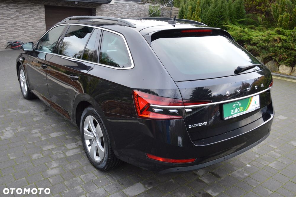 Skoda Superb 2.0 TDI SCR Sportline DSG - 4