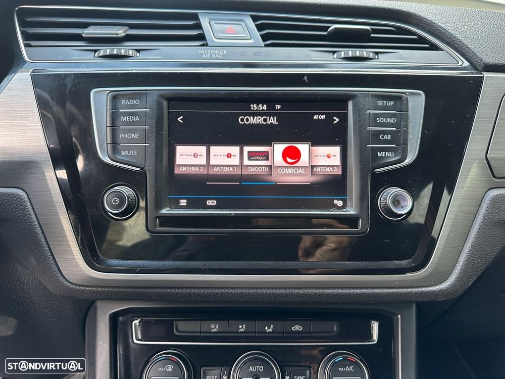 VW Touran 1.6 TDI Confortline - 14