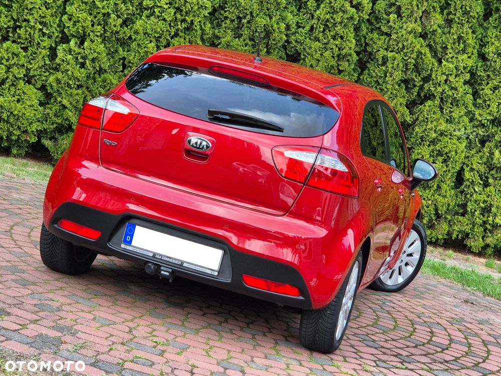 Kia Rio 1.2 Dream Team Edition - 25