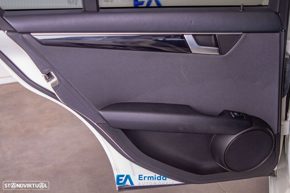 Mercedes-Benz C 220 CDi Avantgarde BlueEfficiency - 40