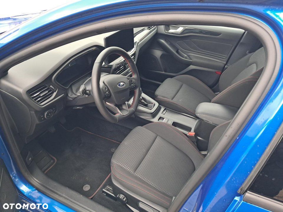 Ford Focus - 10