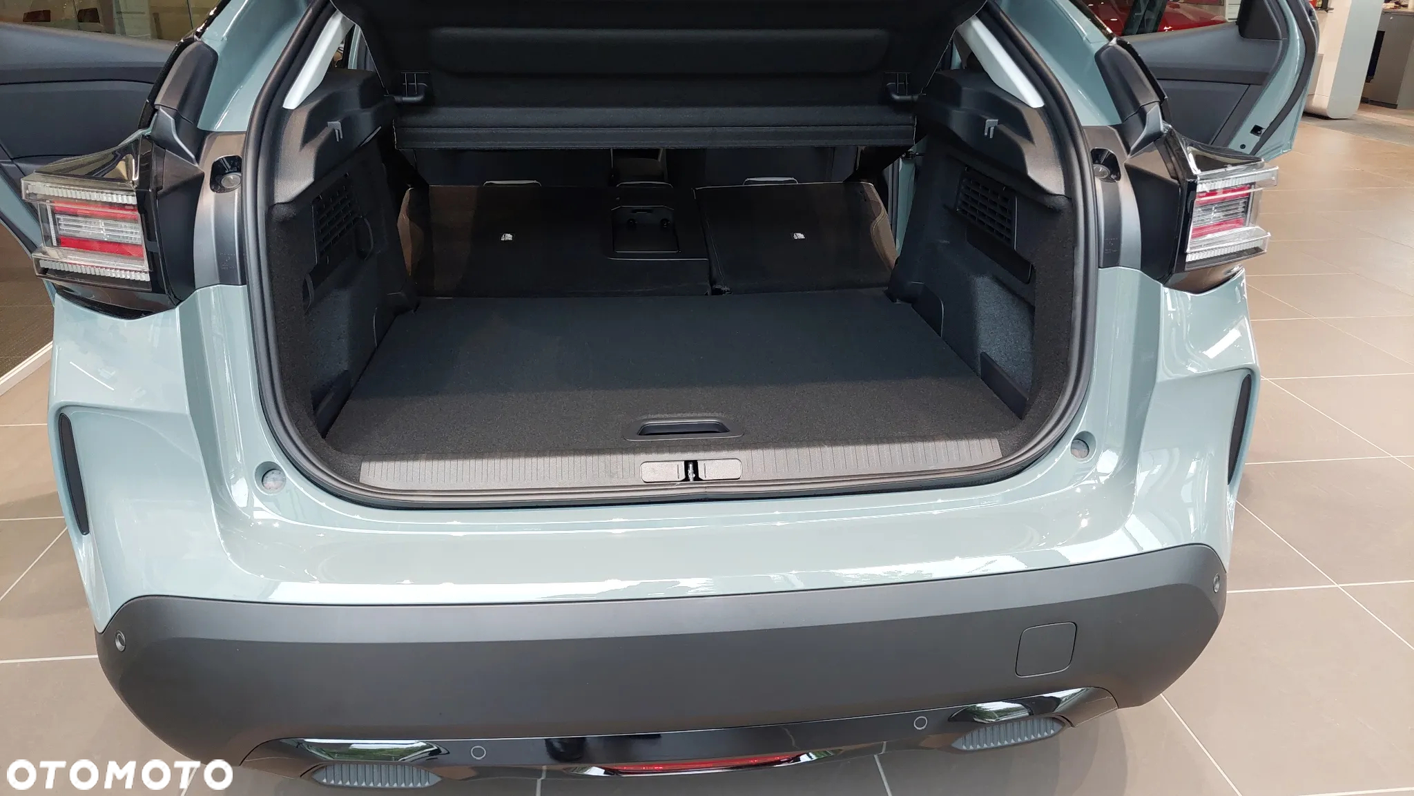 Citroën C4 e-C4 EV156 54kWh Max - 10