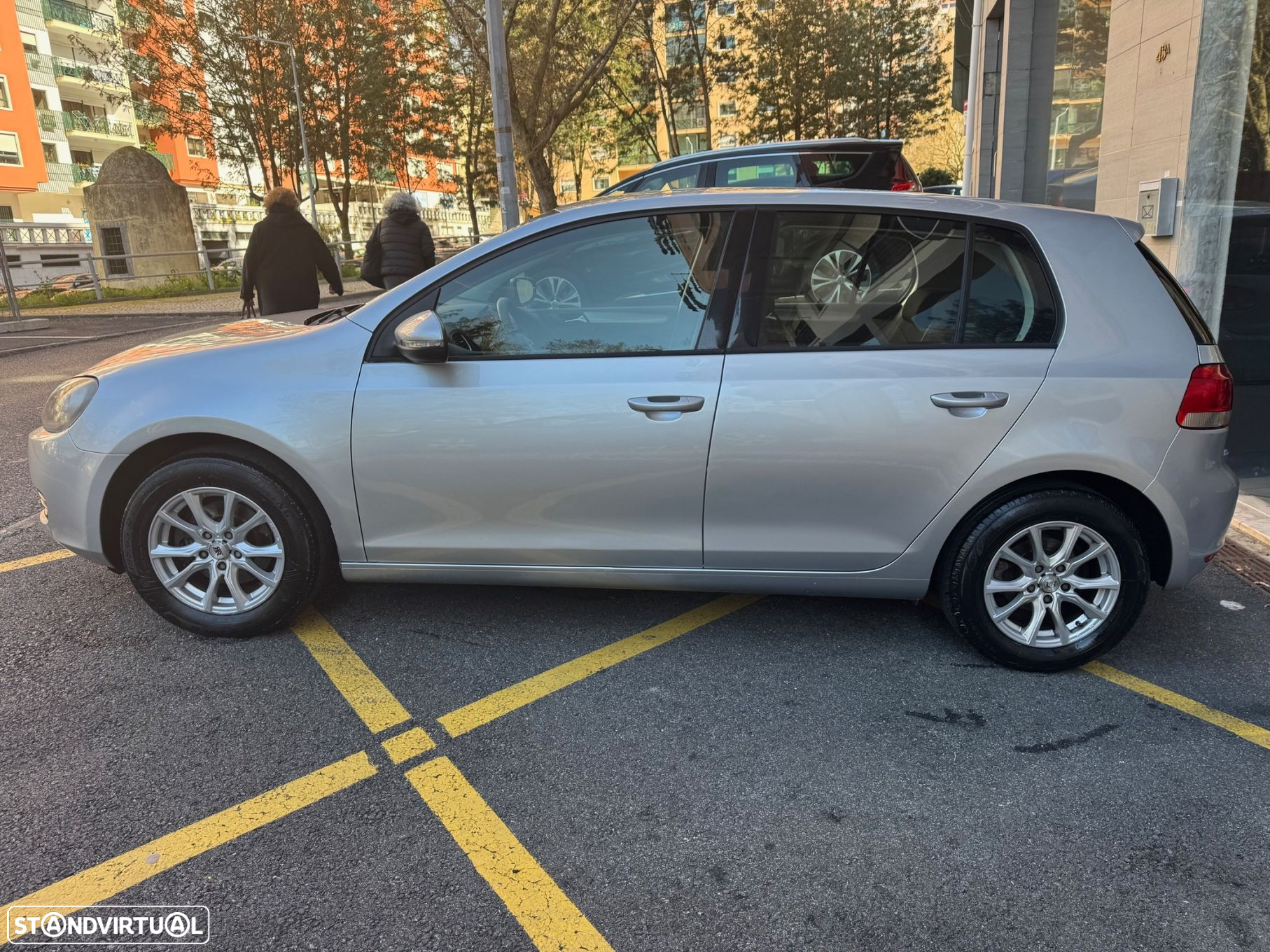 VW Golf 1.6 TDi Trendline - 19