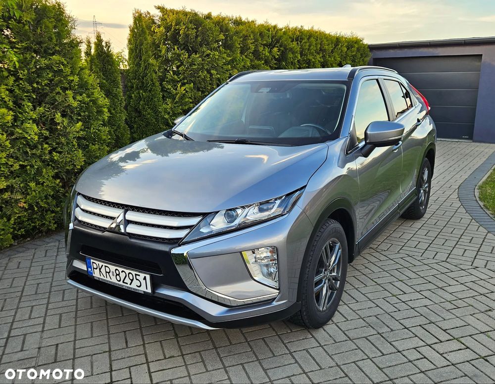 Mitsubishi Eclipse Cross 1.5 T-MIVEC (ClearTec) CVT 2WD Active - 4