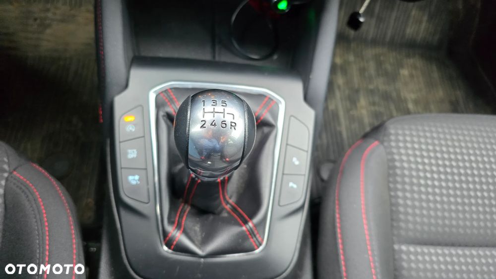 Ford Focus 1.0 EcoBoost ST-Line X - 20