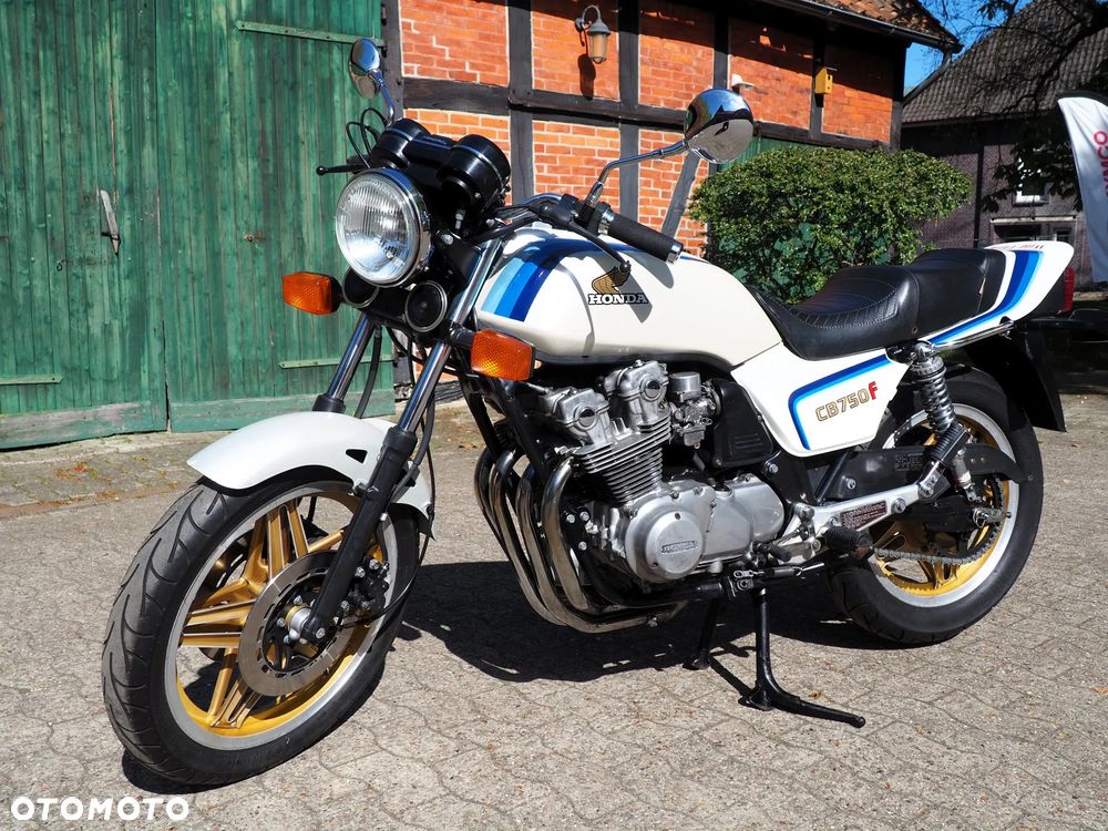 Honda CB