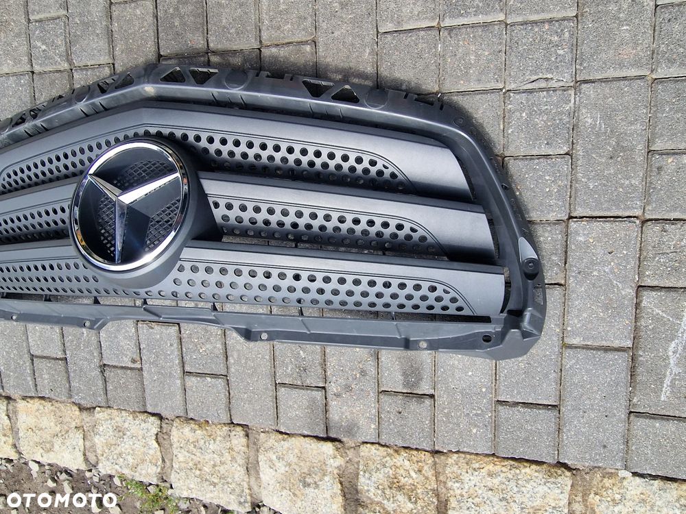 GRIL ATRAPA MERCEDES SPRINTER 906 LIFT - 3