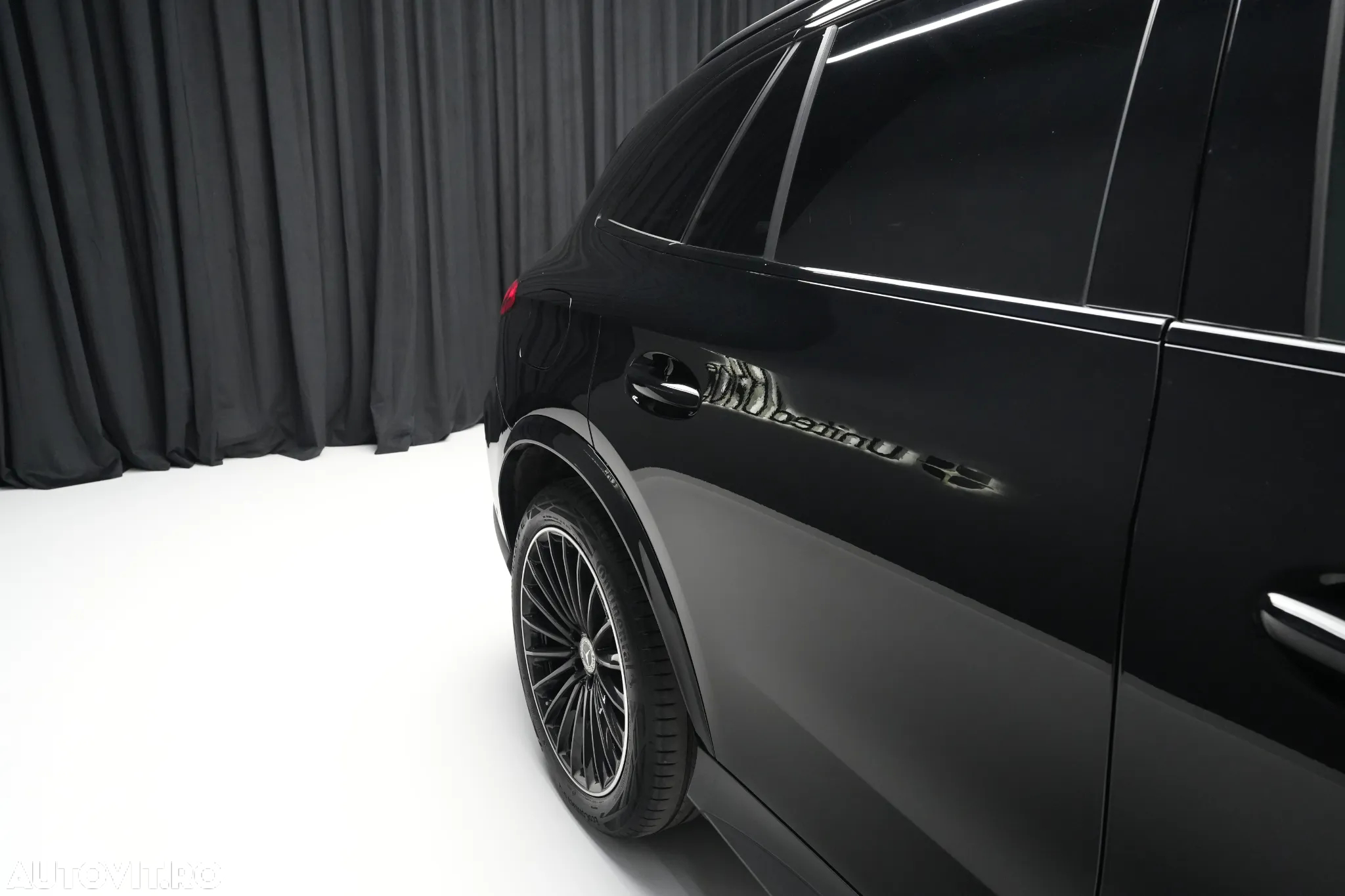 Mercedes-Benz GLC 300 d 4Matic 9G-TRONIC AMG Line Advanced - 28