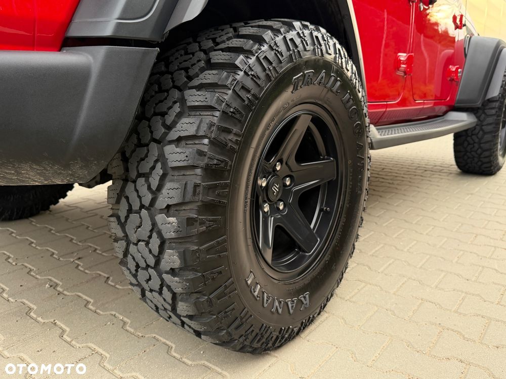 Jeep Wrangler - 36