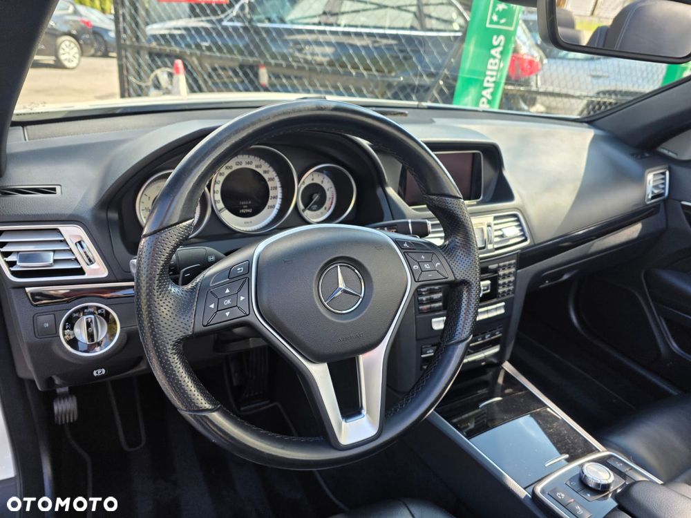 Mercedes-Benz Klasa E 250 7G-TRONIC - 17