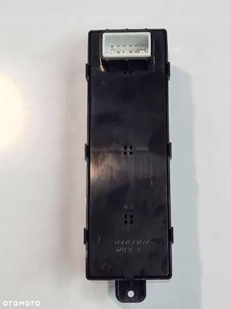 PRZEŁĄCZNIK SZYBY PRZÓD PRAWY KIA OPTIMA IV 17r - 5