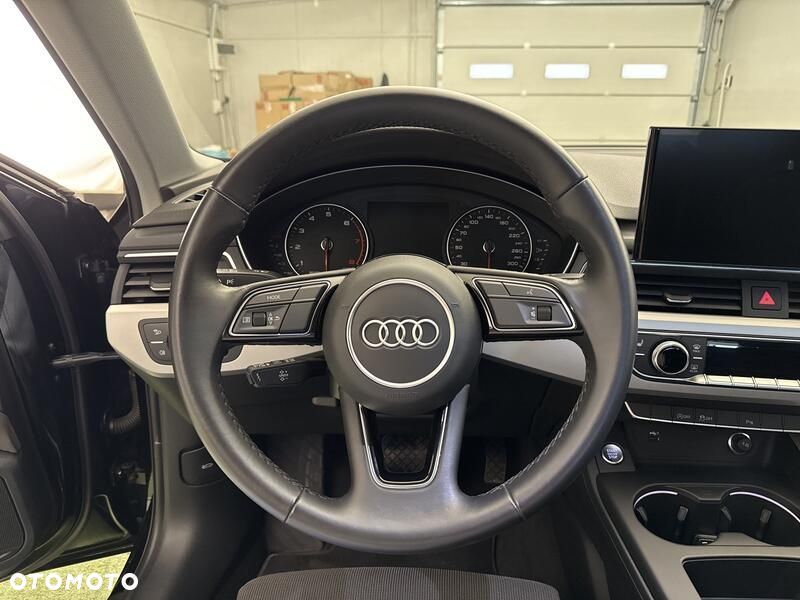 Audi A4 Limousine 35 TFSI mHEV S tronic - 13