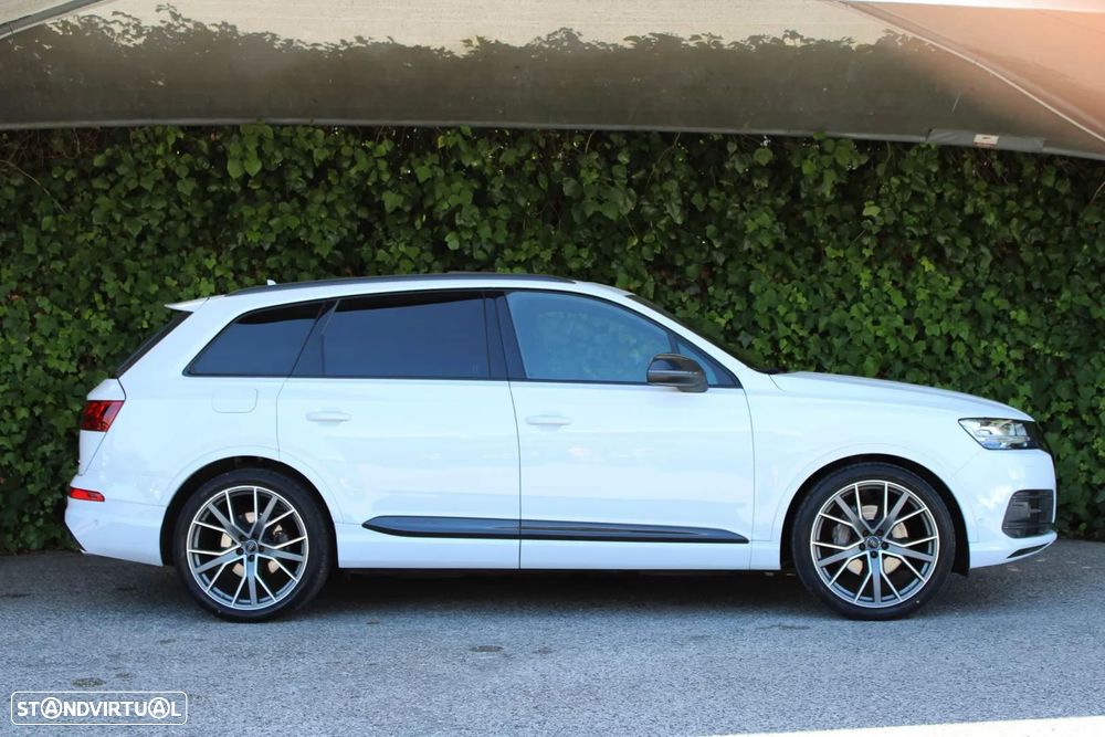Audi Q7 3.0 TDI quattro S-line Tiptronic - 7