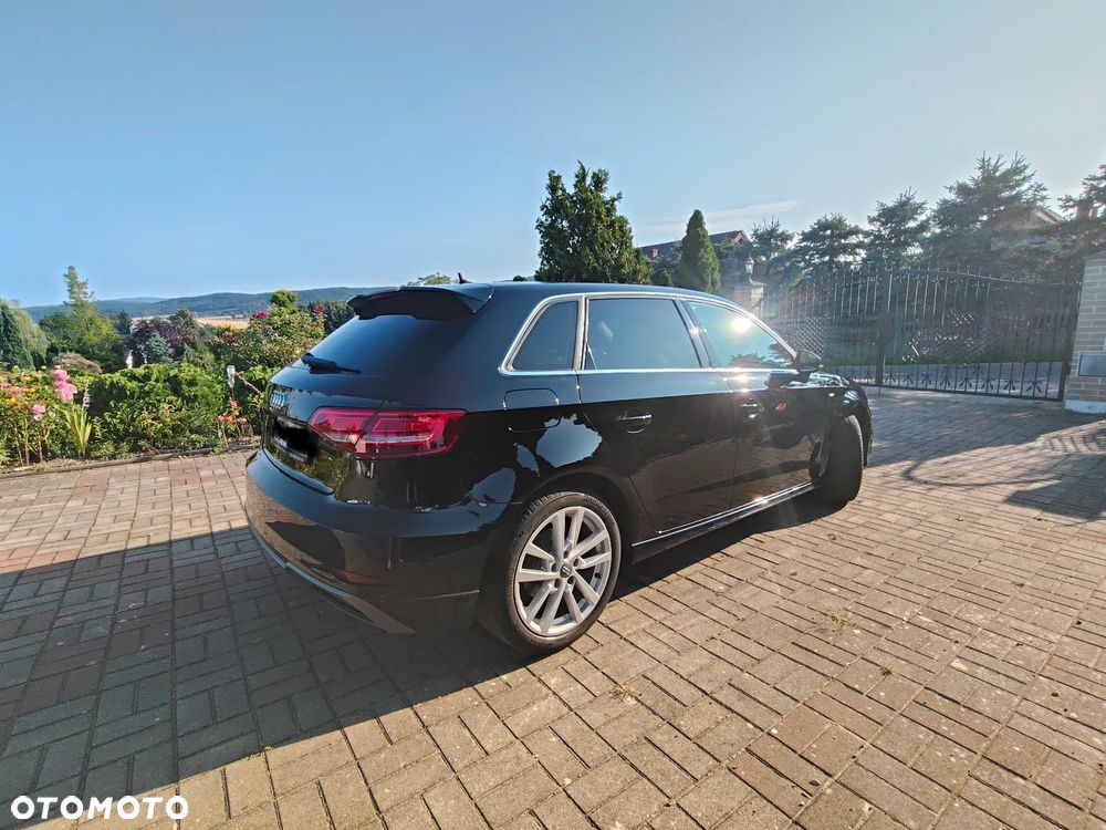 Audi A3 Sportback - 4