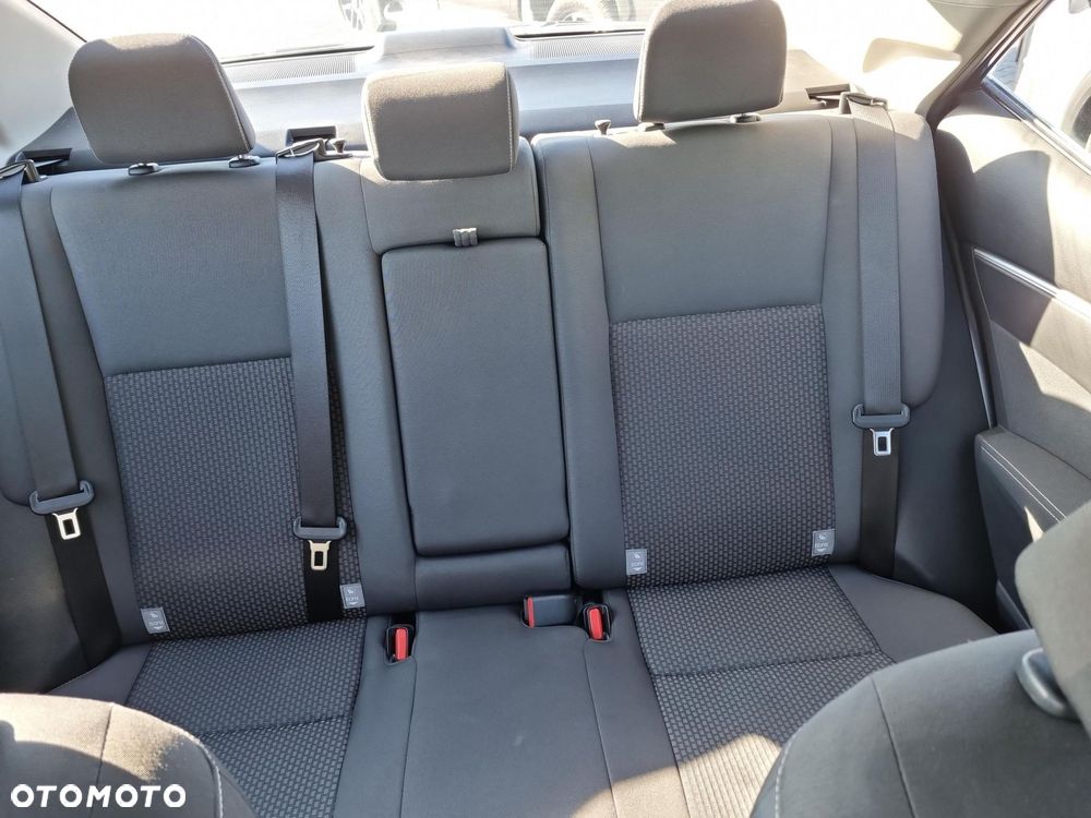 Toyota Corolla - 12