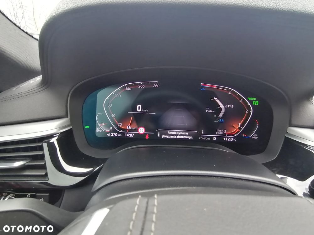 BMW Seria 5 520d M Sport Edition - 37