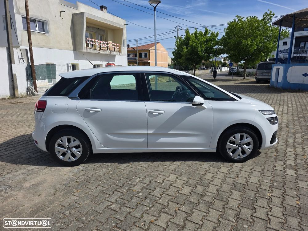 Citroën C4 Picasso 1.2 PureTech Live - 32