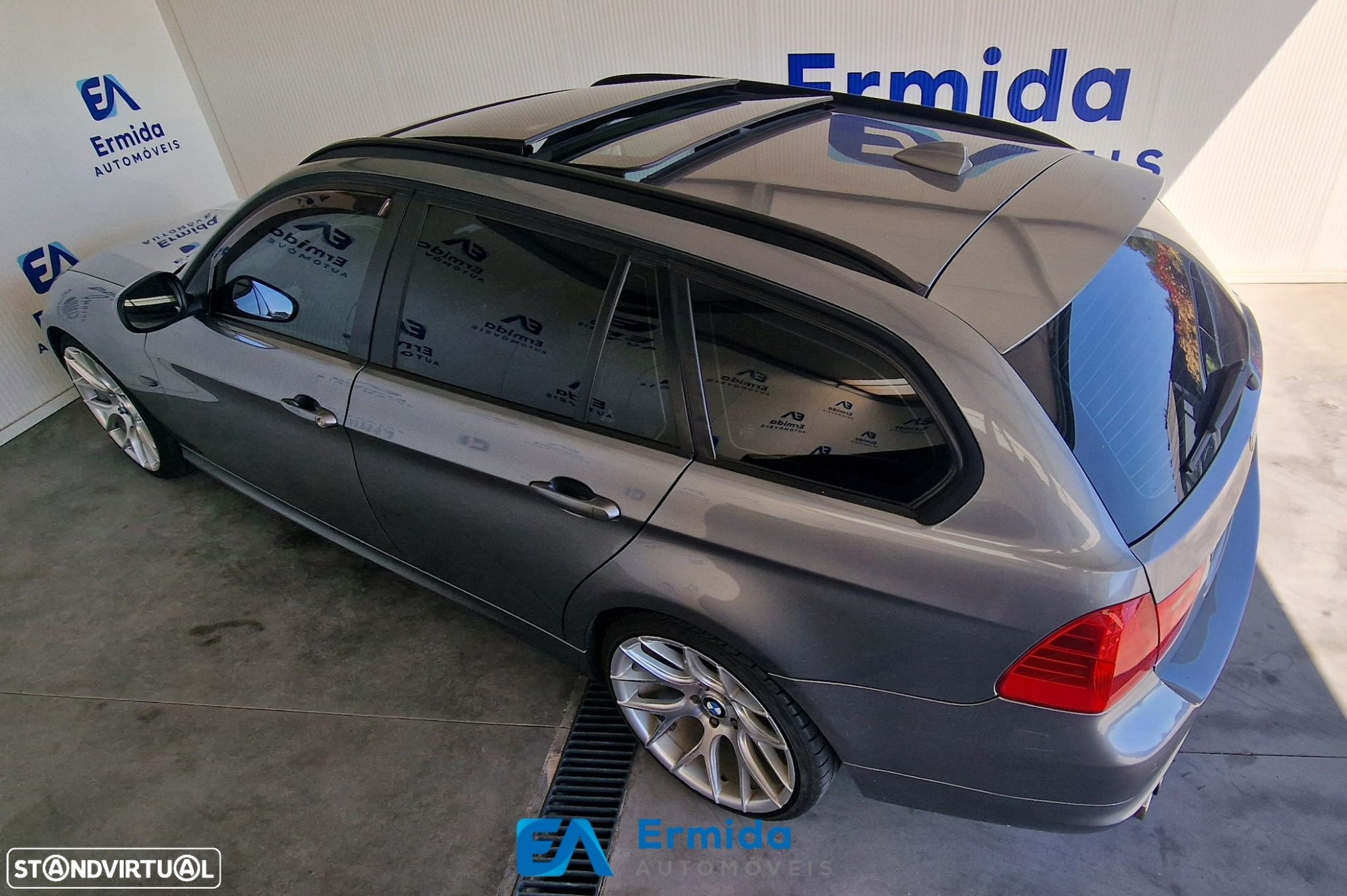 BMW 320 d Touring LifeStyle Auto - 19