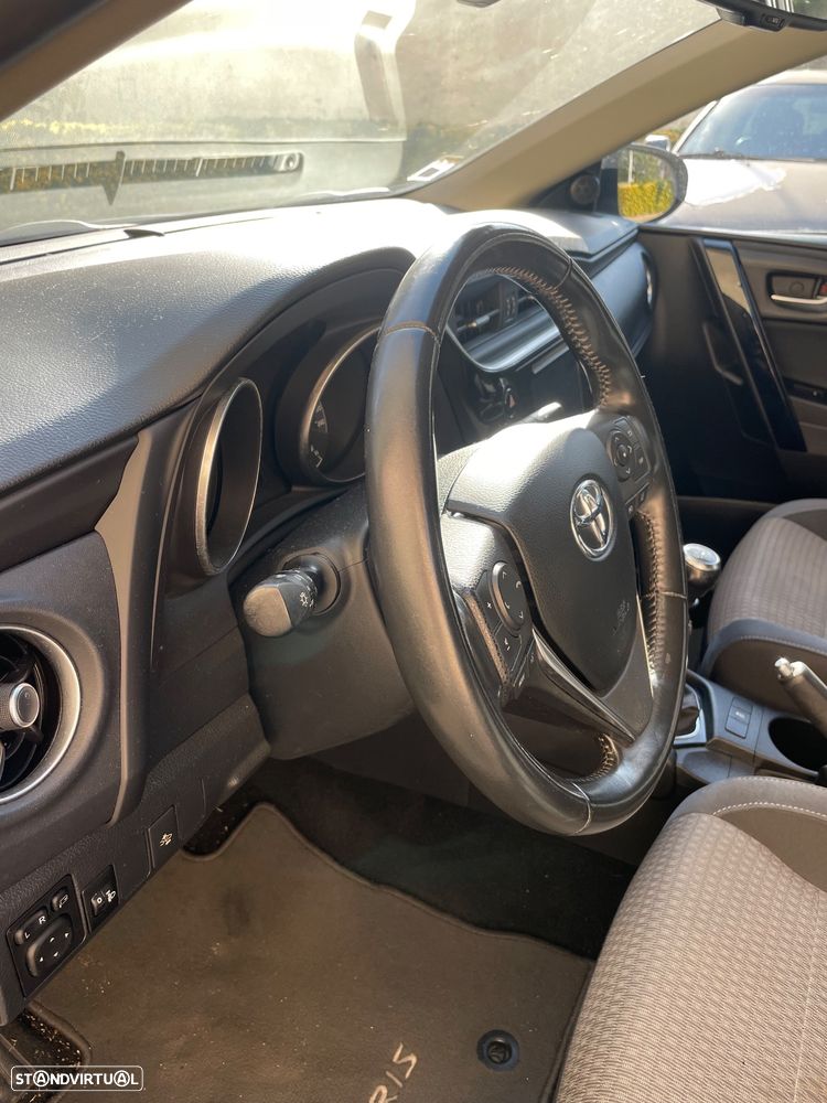 Toyota Auris 1.4 D-4D Comfort - 7