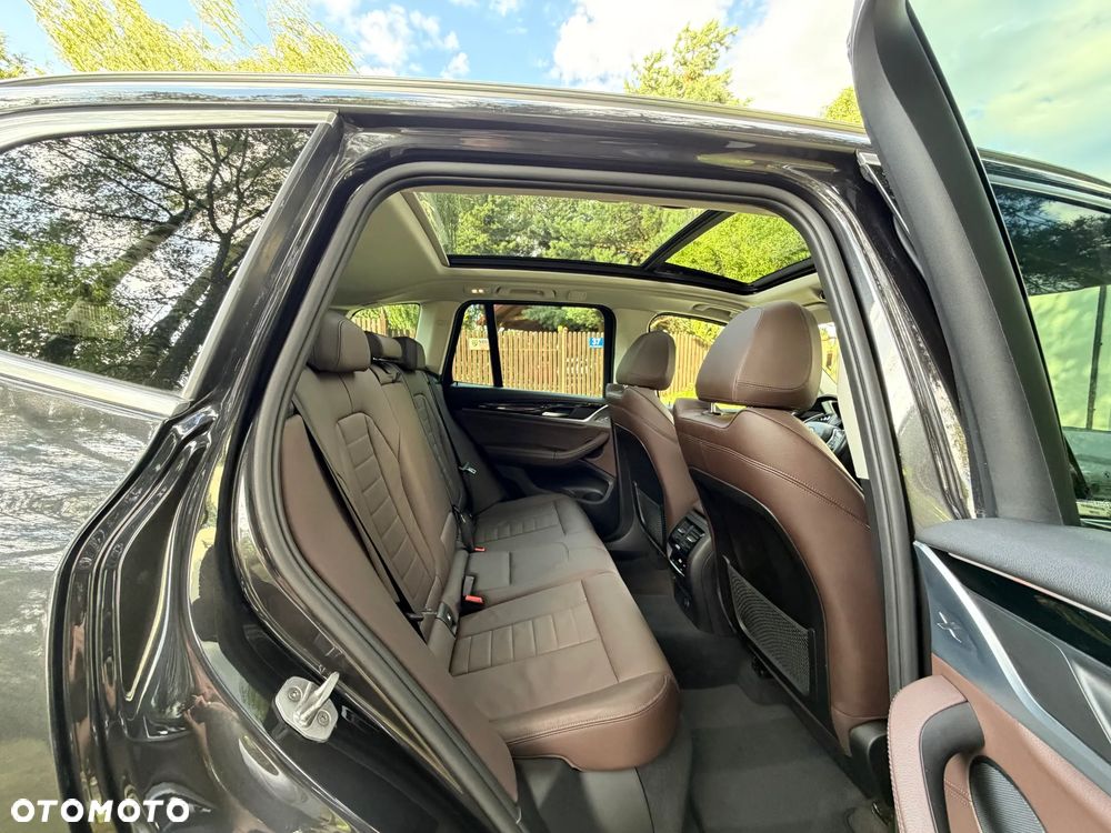 BMW X3 xDrive20d xLine - 33