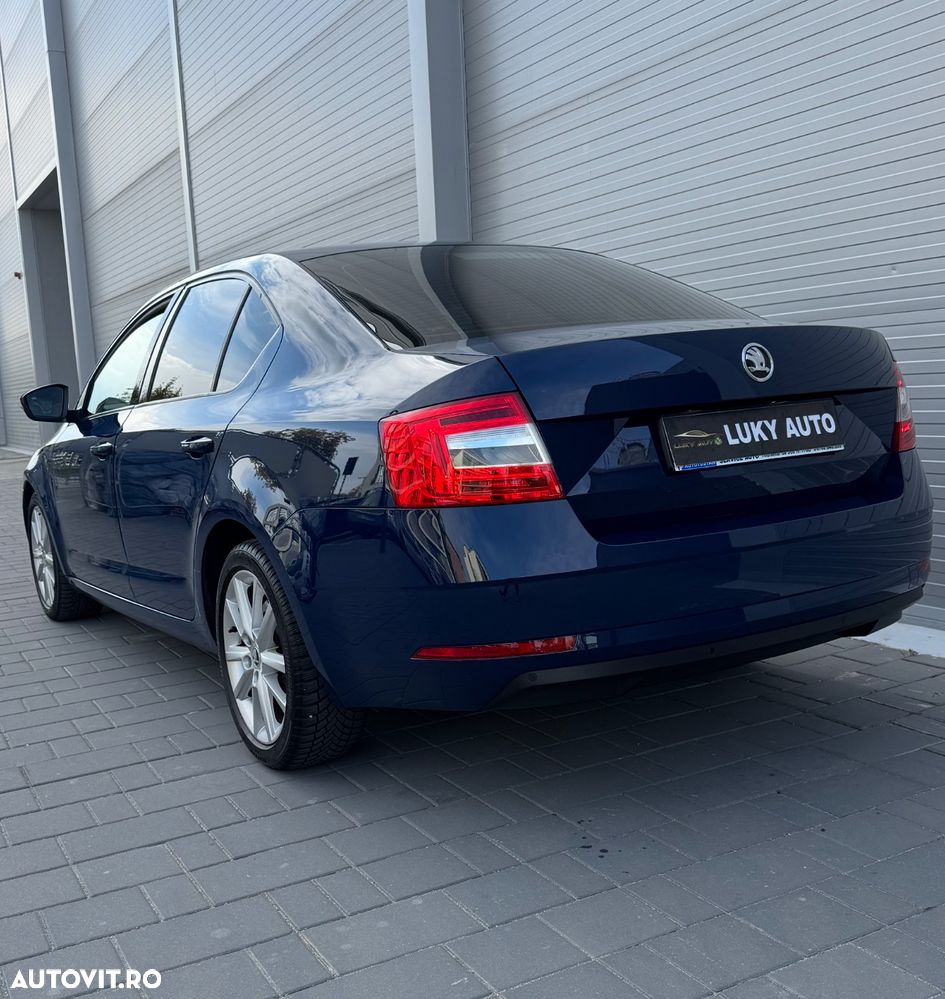 Skoda Octavia - 3