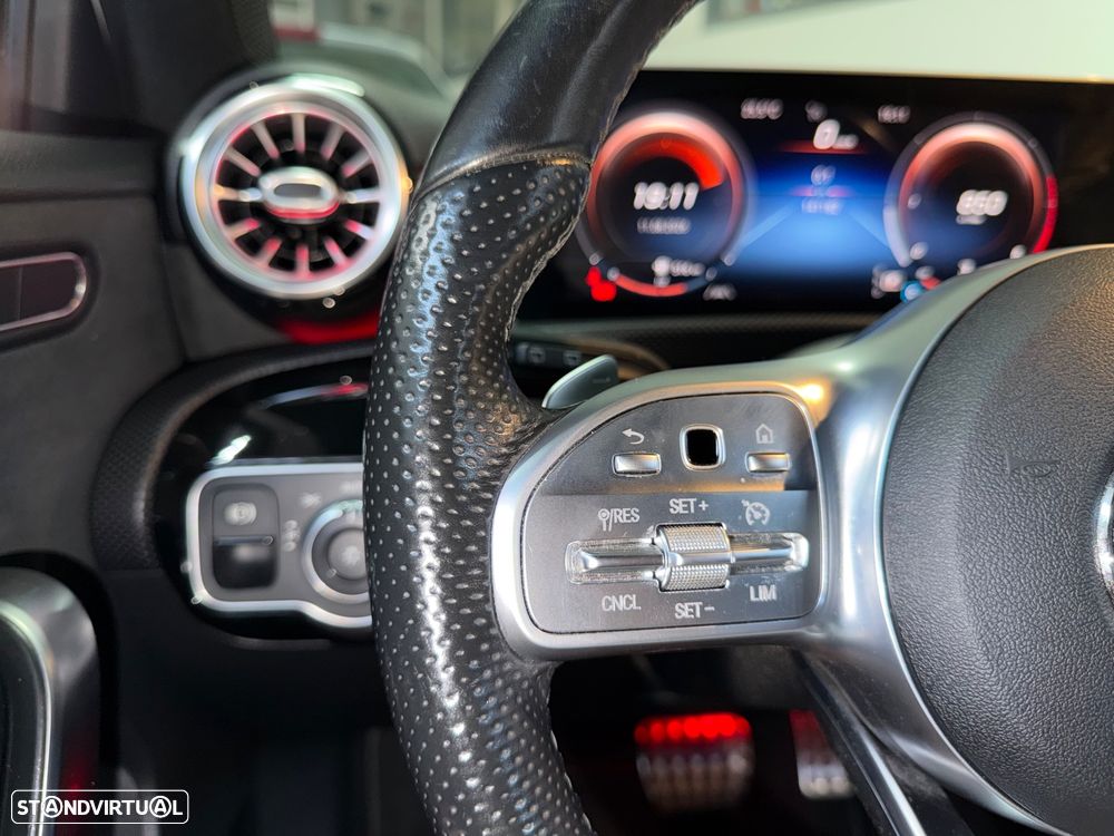 Mercedes-Benz A 180 d 7G-DCT AMG Line - 29