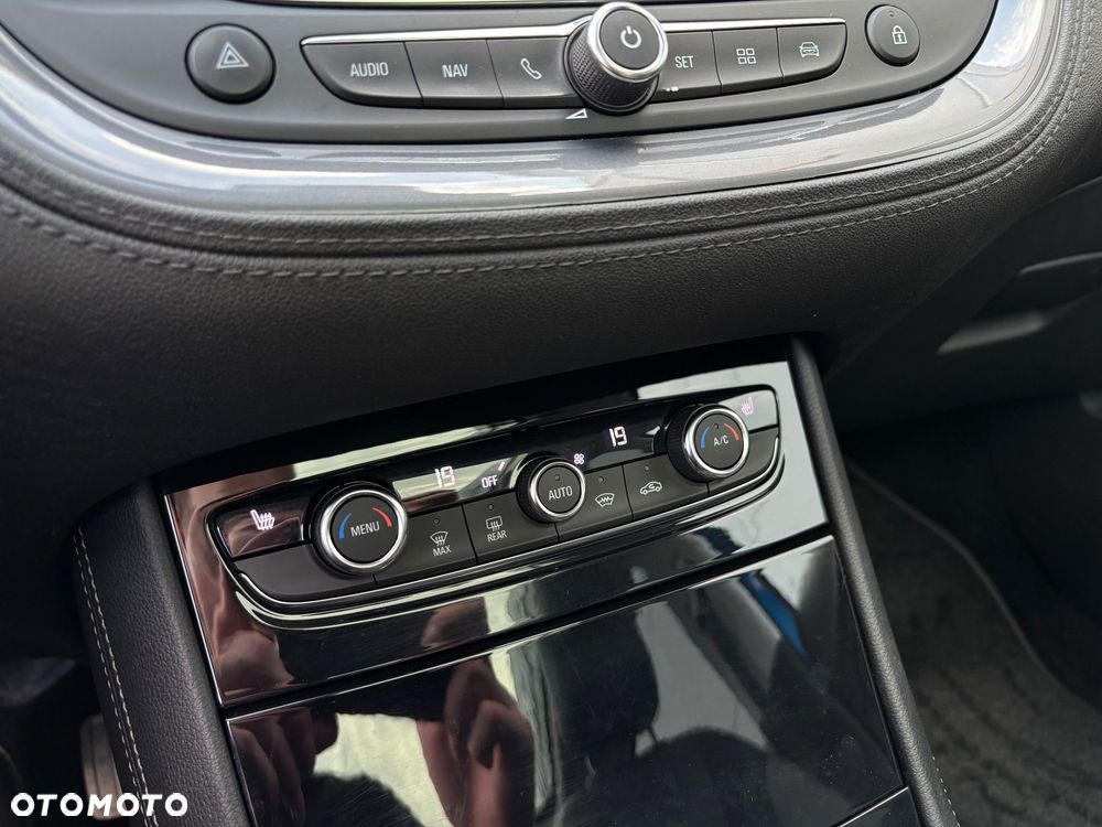 Opel Grandland X 1.6 D Start/Stop Business INNOVATION - 23