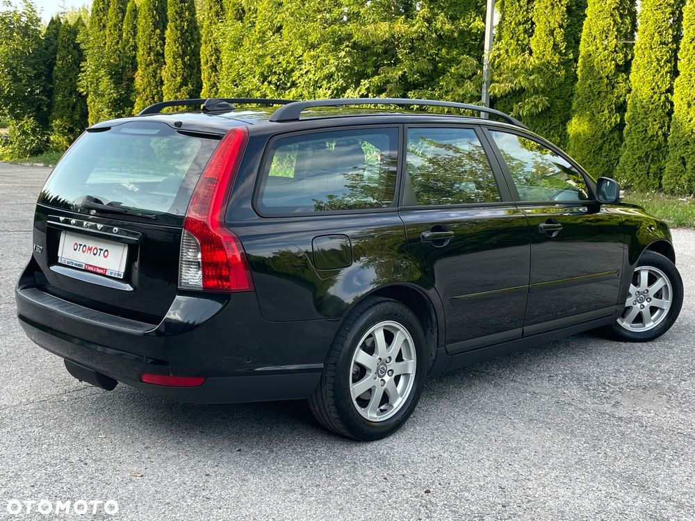 Volvo V50 2.0D Summum - 2