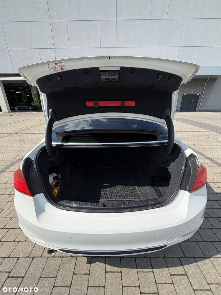BMW Seria 3 316d Sport Line - 8