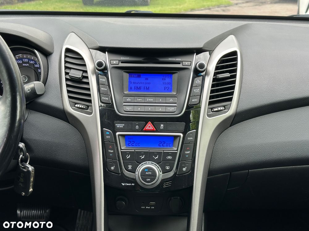 Hyundai i30 Kombi 1.6 GDi DCT Premium - 17
