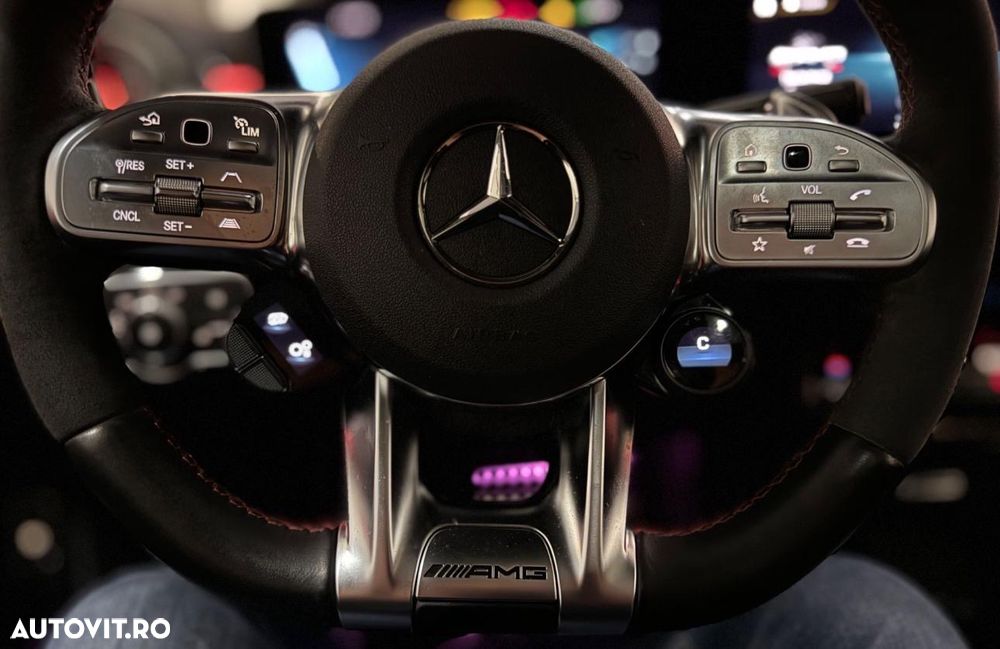 Mercedes-Benz CLA 45 AMG - 15