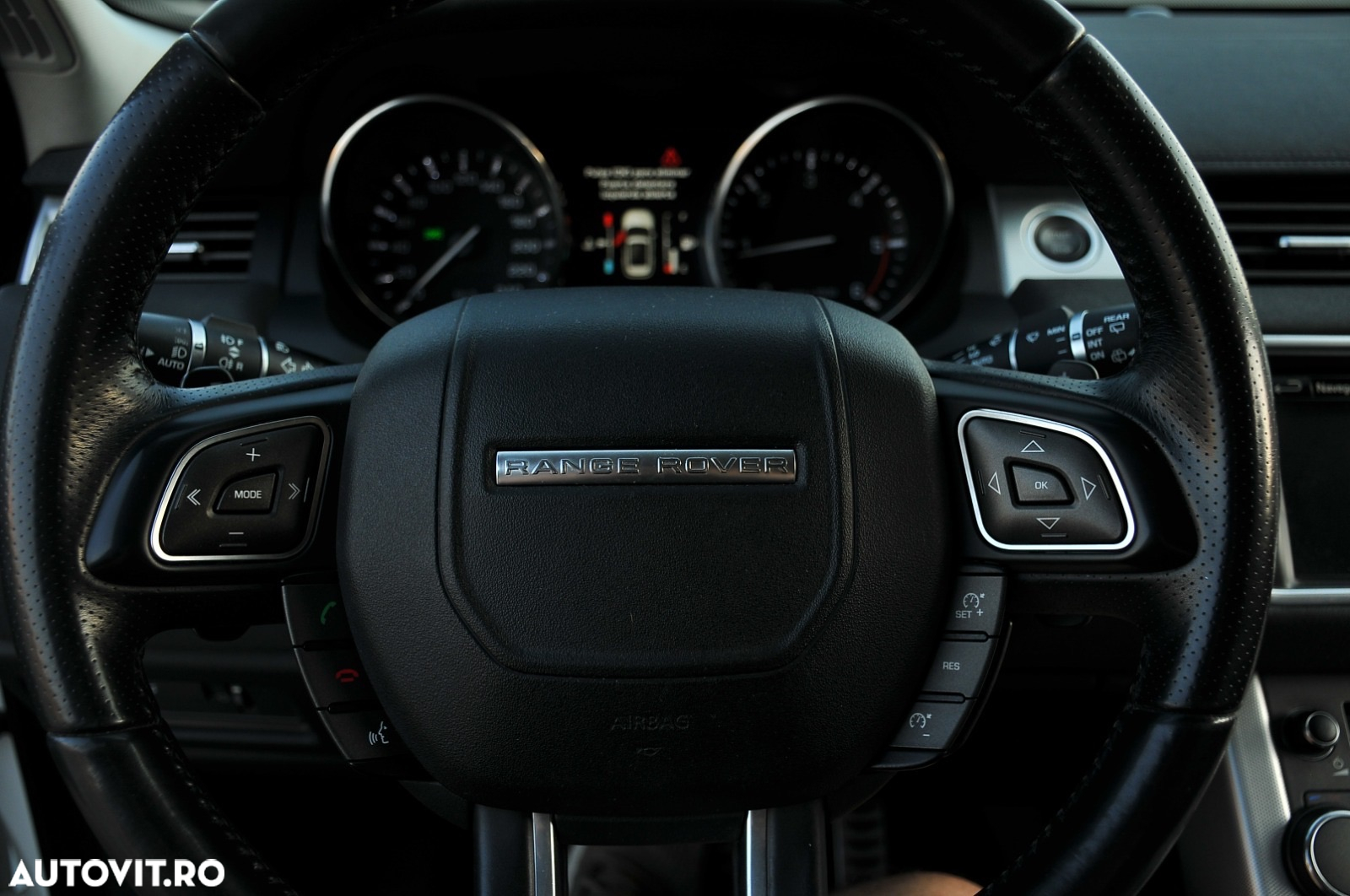 Land Rover Range Rover Evoque - 21
