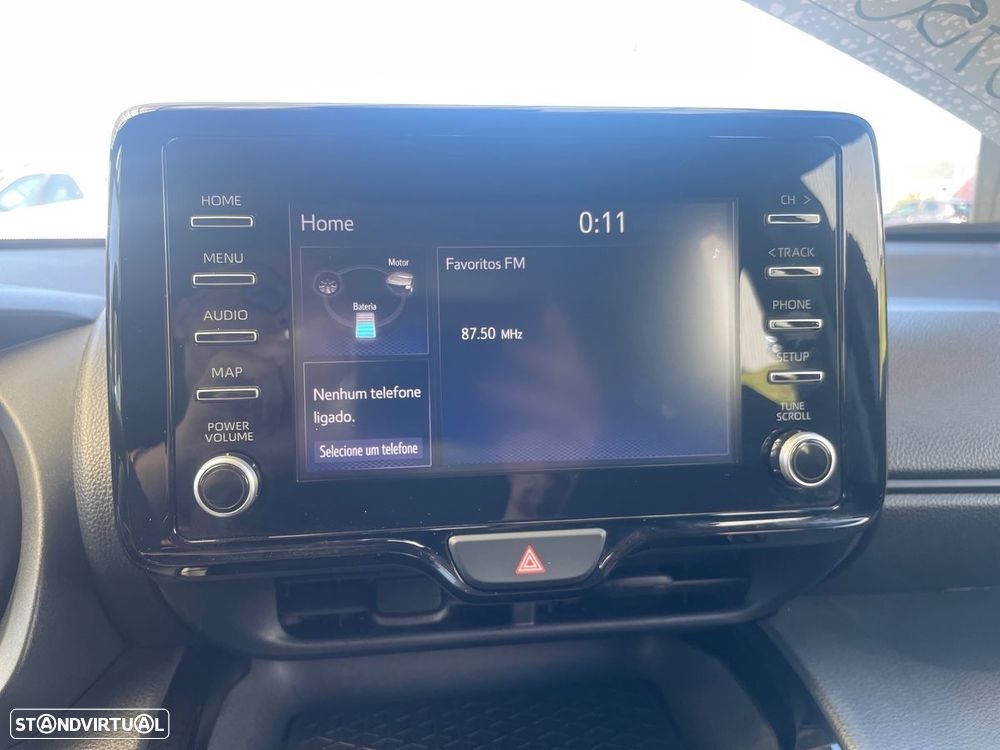 Toyota Yaris Cross 1.5 HDF Comfort - 19