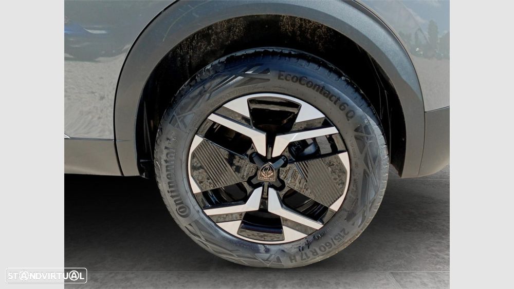 Peugeot 2008 1.2 Hybrid Allure e-DCS6 - 11