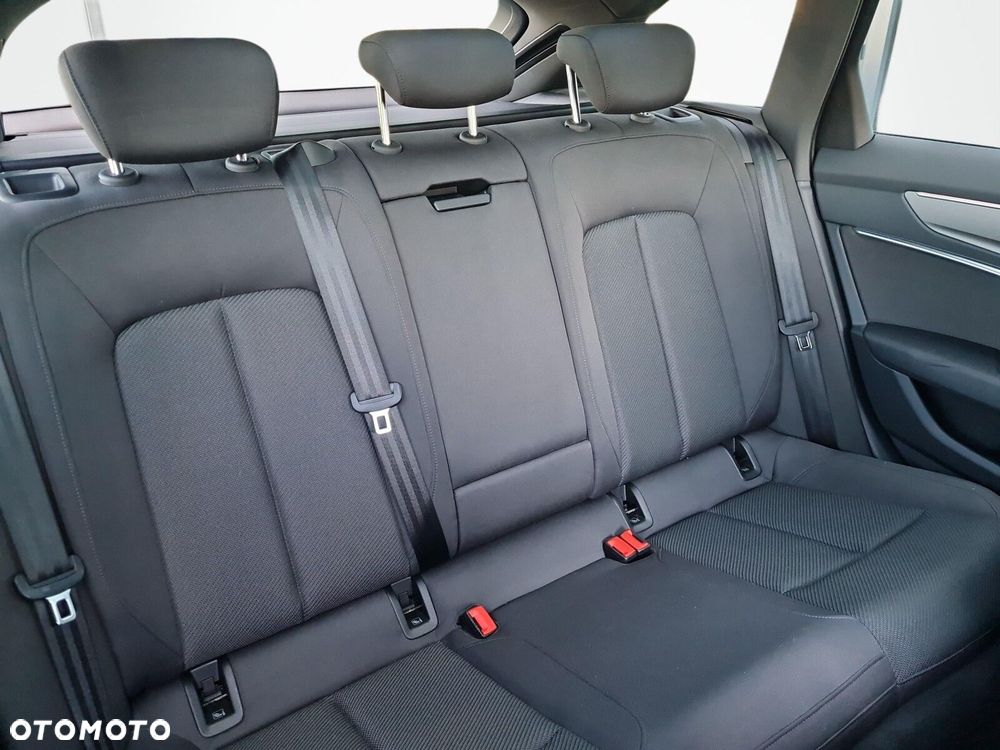 Audi A6 Avant 40 TDI mHEV S tronic - 33