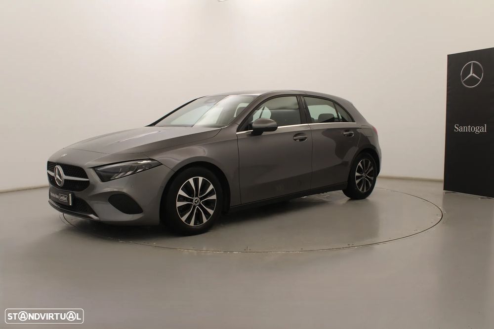 Mercedes-Benz A 200 Standard - 13