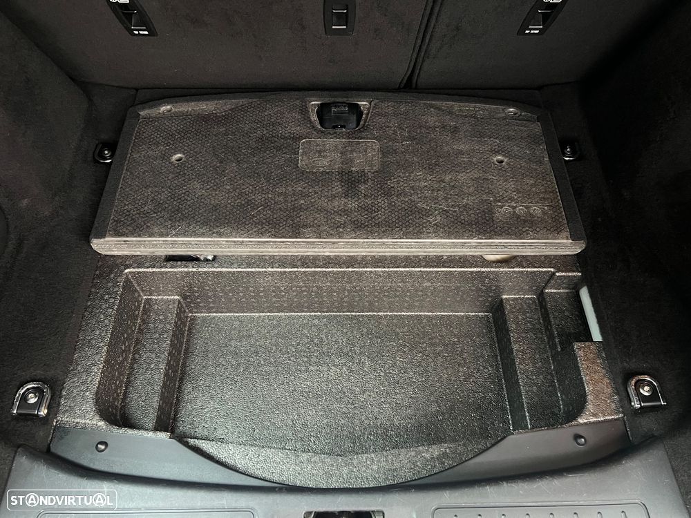 Land Rover Range Rover Evoque 2.0 eD4 SE Dynamic - 38