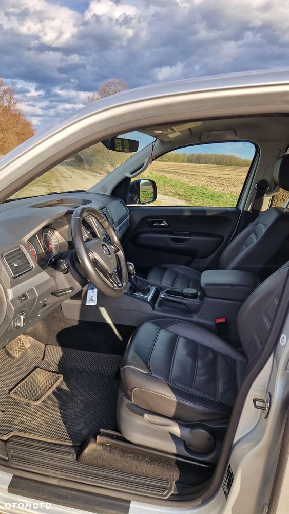 Volkswagen Amarok - 24